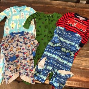 Bundle of 5 Footed Zip Up Pajamas 2T